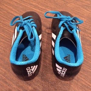 soccer shoes in kids